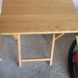 Smalling Folding Table 