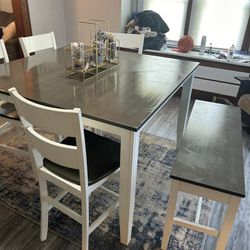 Dinning Room Table