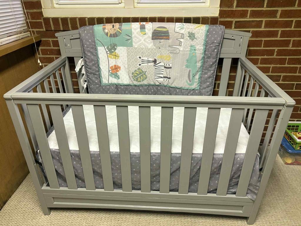 Baby crib