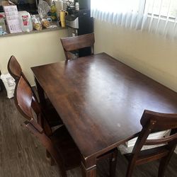 Dining Room Table 