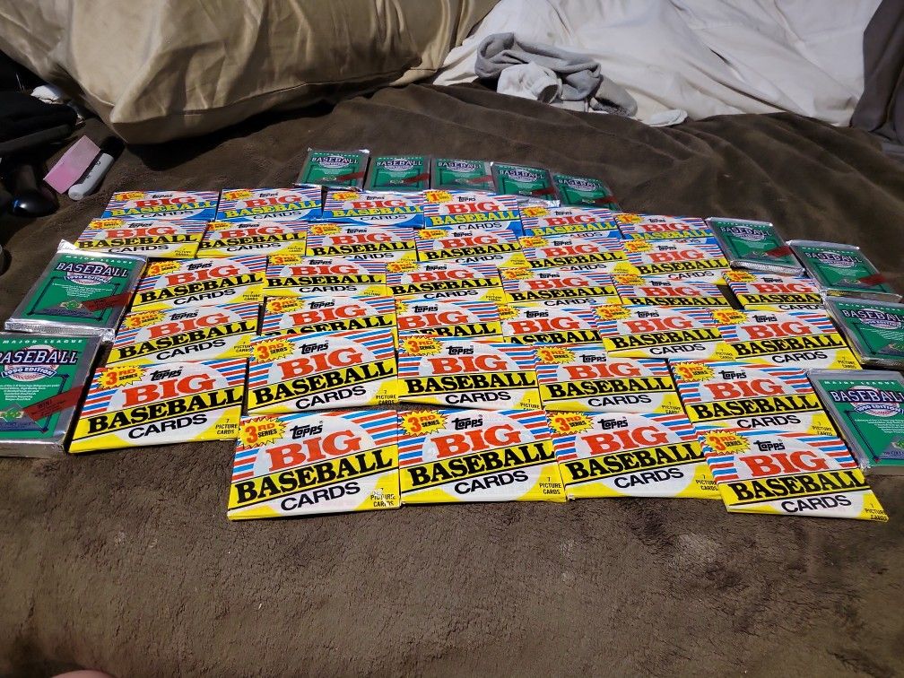 35yrold Factory Sealed Topps Baseball Cards
