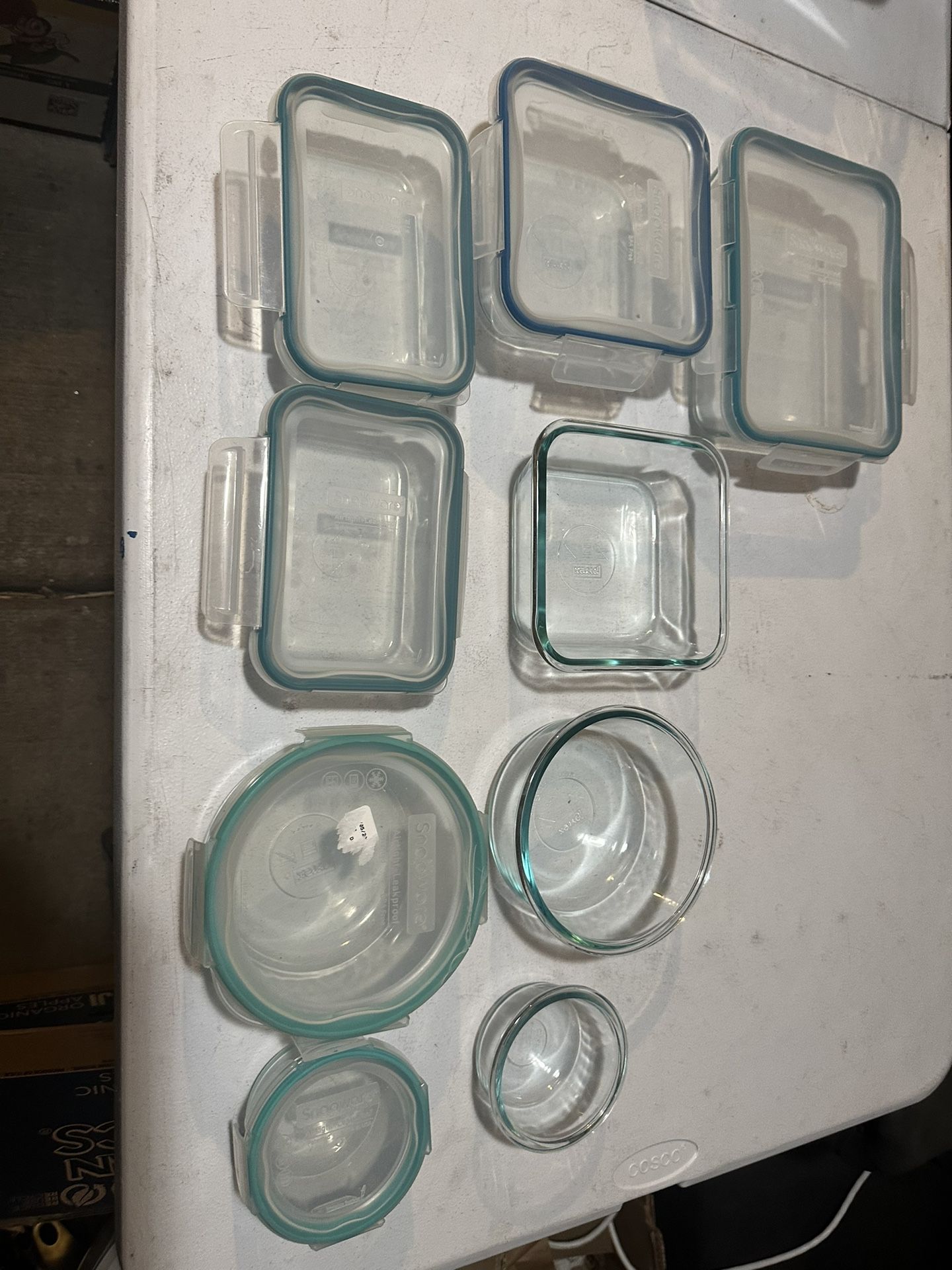 Snapware Pyrex 18-Piece Glass Food Storage Set