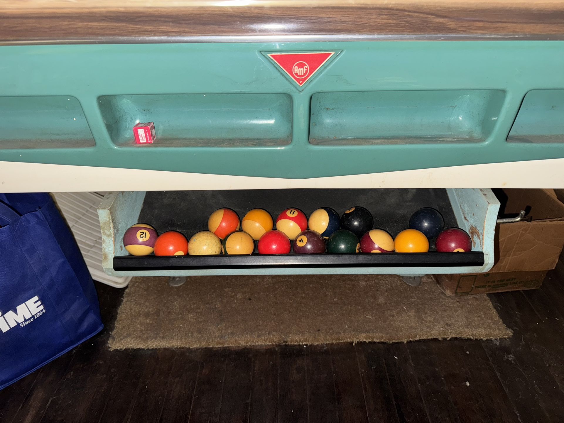 AMF model 4000 POOL TABLE vintage 1970s