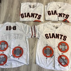 Size M (2 LEFT) - San Francisco Giants 2025 Star Wars BB-8 Jersey  