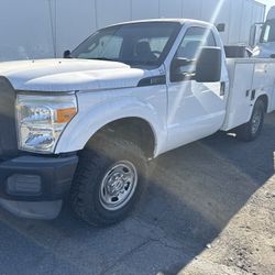 2013 Ford F250 4x4 Service truck 