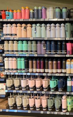 Hydroflasks, Owalas, etc. FOR SALE