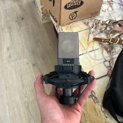 AKG C414 XLS Microphone 