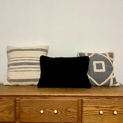 Decorative Throw Pillows