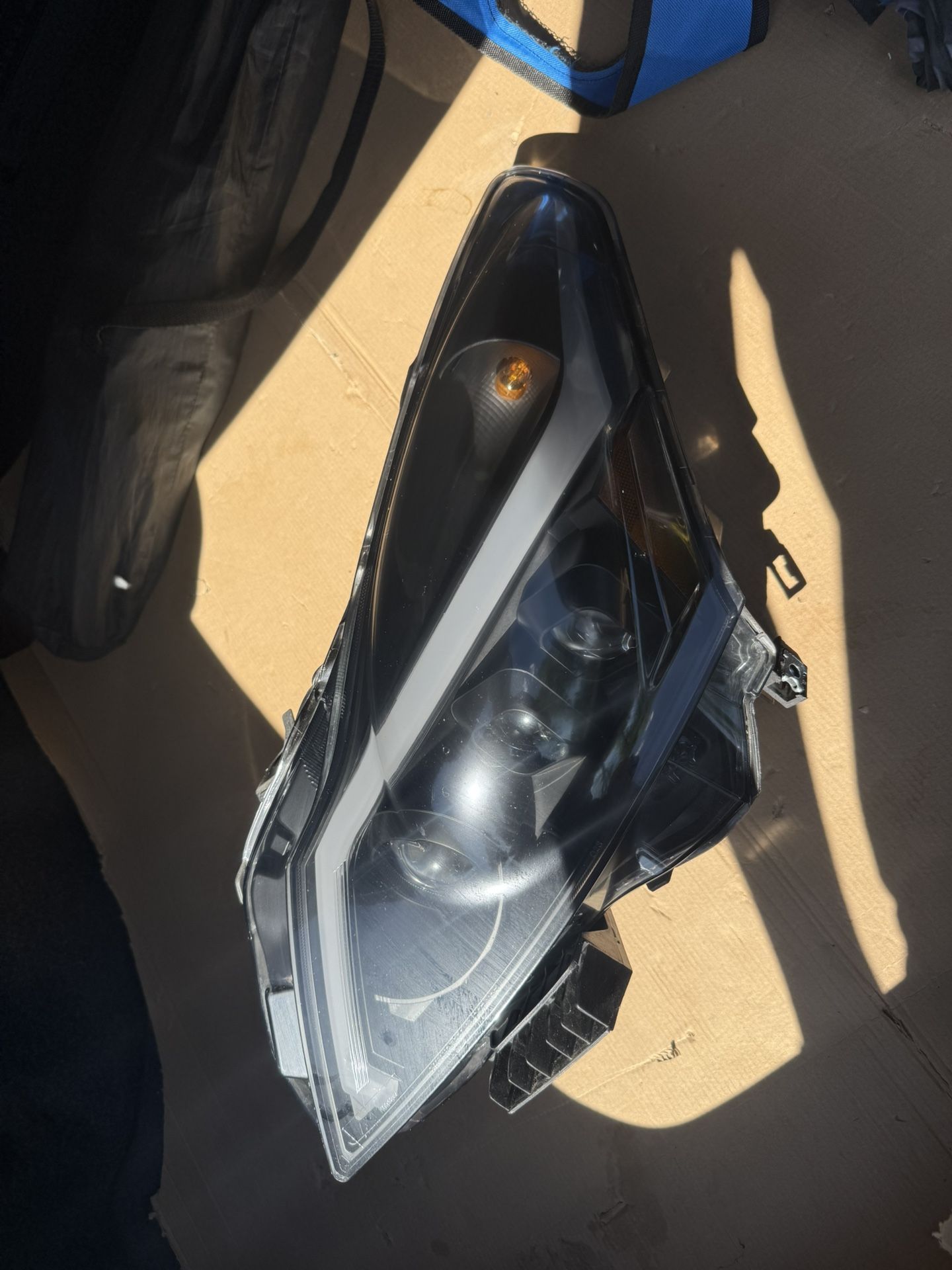 Infiniti GTR Headlight