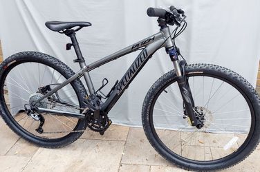 Specialized Pitch 27.5 Mountain Bike