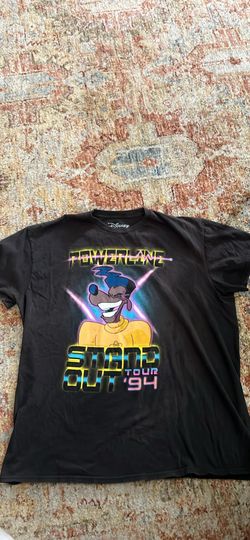 Disney power line stand out tour 95’ lrg