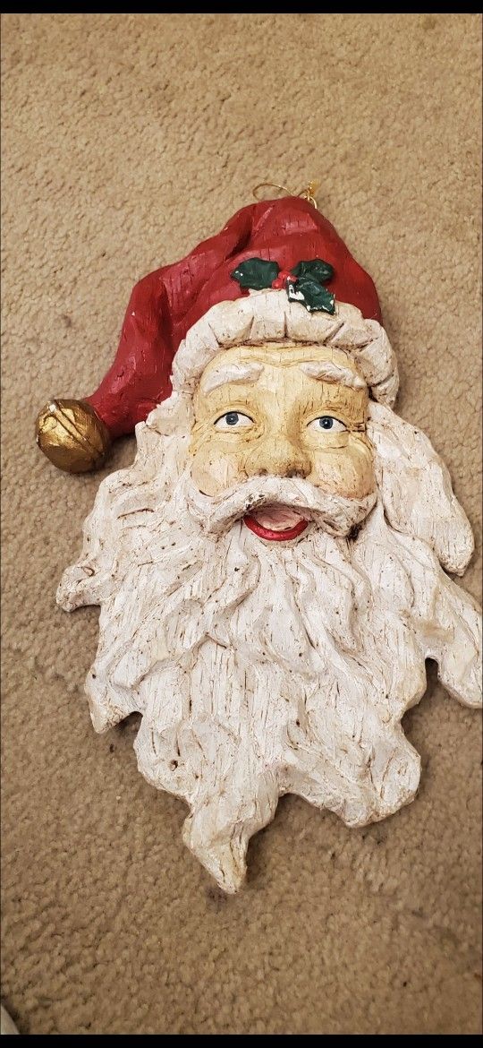 VINTAGE SANTA FACE π
CHRISTMAS WALL HANGING