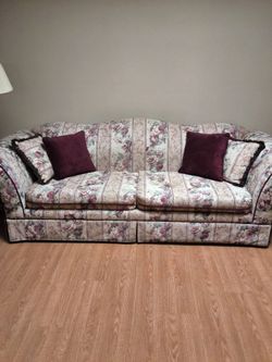 Floral Couch and Love Seat
