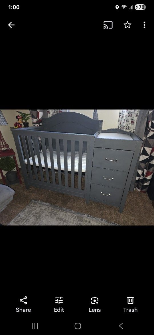 Brand new da vinci, charlie mini crib,