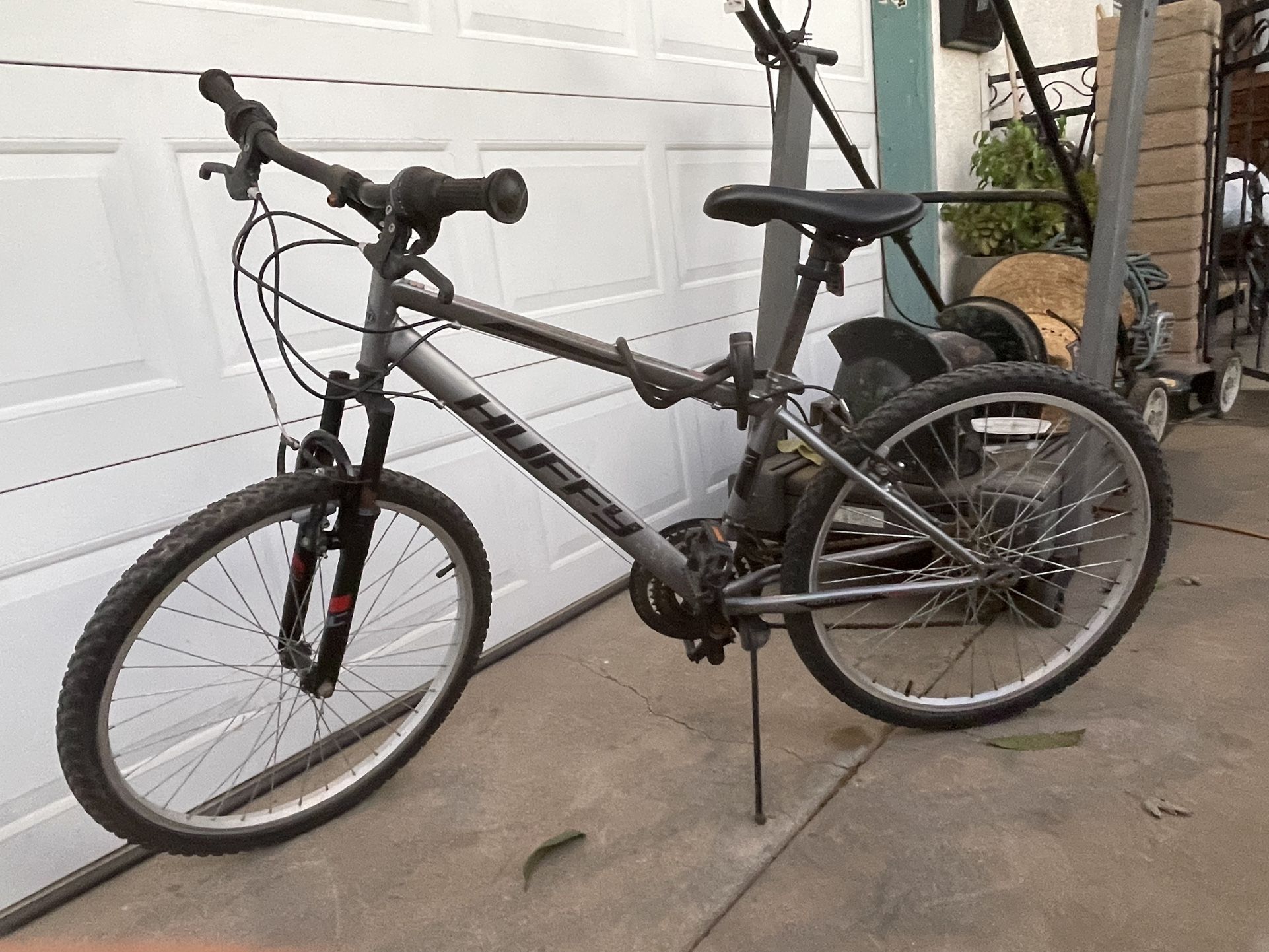 24” Huffy Rock Creek Mnt Bike