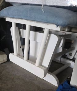 Foot stool/Rocking Ottoman