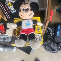 84 Micky Mouse 