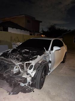 2019 Lexus GS350 needs front end and trunk and rear bumper  parts