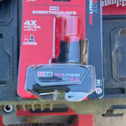 Milwaukee M12