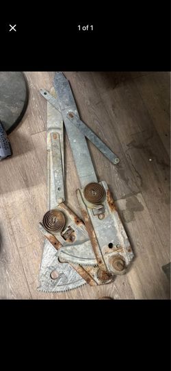 196-1964 Chevy impala door widow regulators left and right