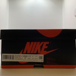 Jordan 1 High OG Brotherhood-$175  7.5 Mens