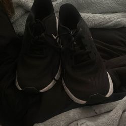 Black Nike Running Shoes, Size 7.5