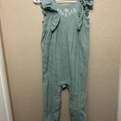 Girl Clothes