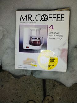 4 cup never used coffee maker open box pickup only cash