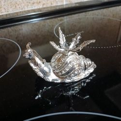 Metal Snail Crystal Sphere Stand