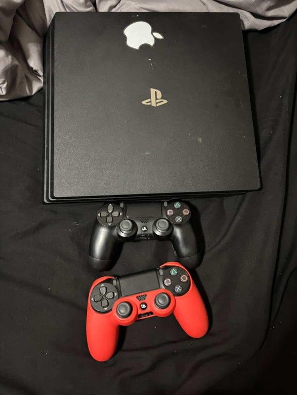 Ps4 Pro And 2 Controller (No Power Cord Or Hdmi )