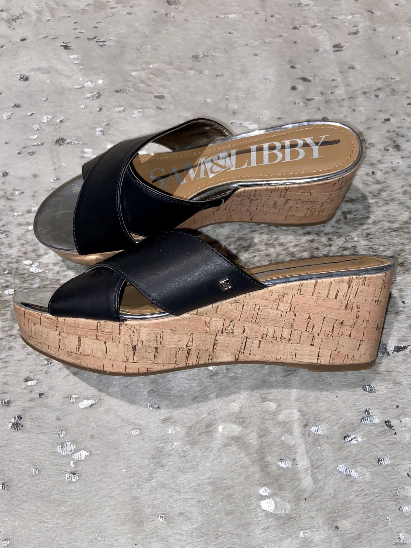 Ladies Size 8.5 Sam & Libby Black Cross Strap Wedges/Heeled Sandals