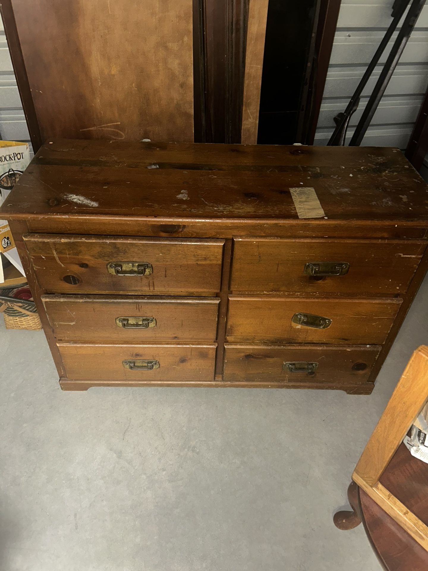 Dresser 