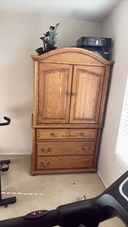 Oak Wood Armoire with Drawers
