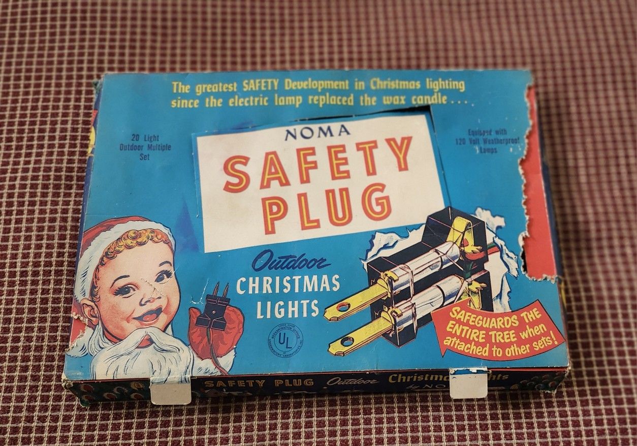 Vintage NOMA Safety Plug Outdoor Christmas Lights Set Of 20  Tested
