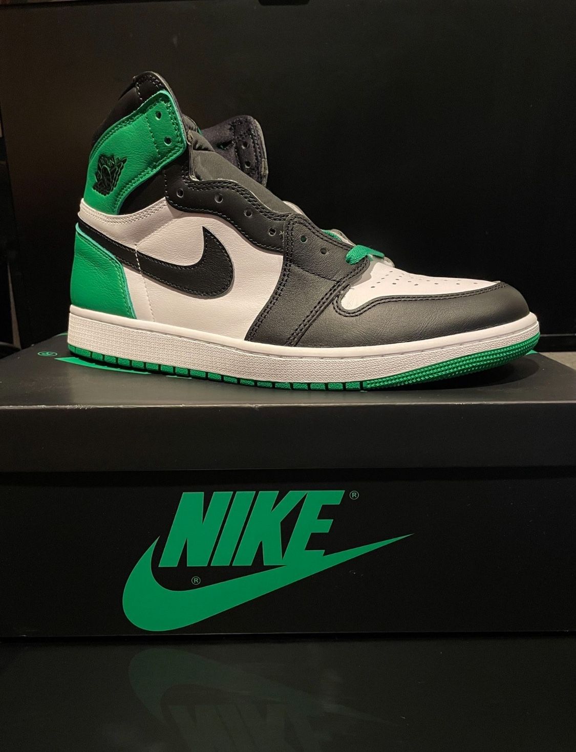 Nike Lucky Green Nike Jordan OG
