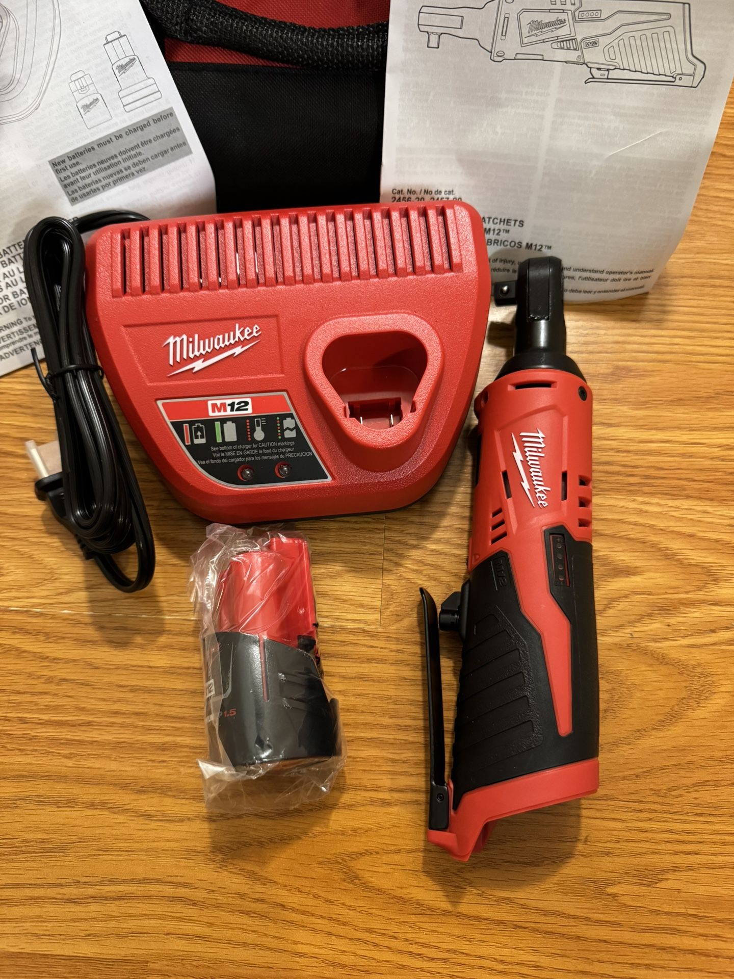 New Milwaukee M12 3/8 Ratchet With Battery & Charger