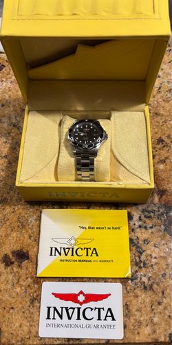 Invicta 8926c Men’s Automatic Divers Watch (Black / White) (New with Box)