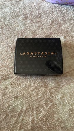 Anastasia Bronzer Powder