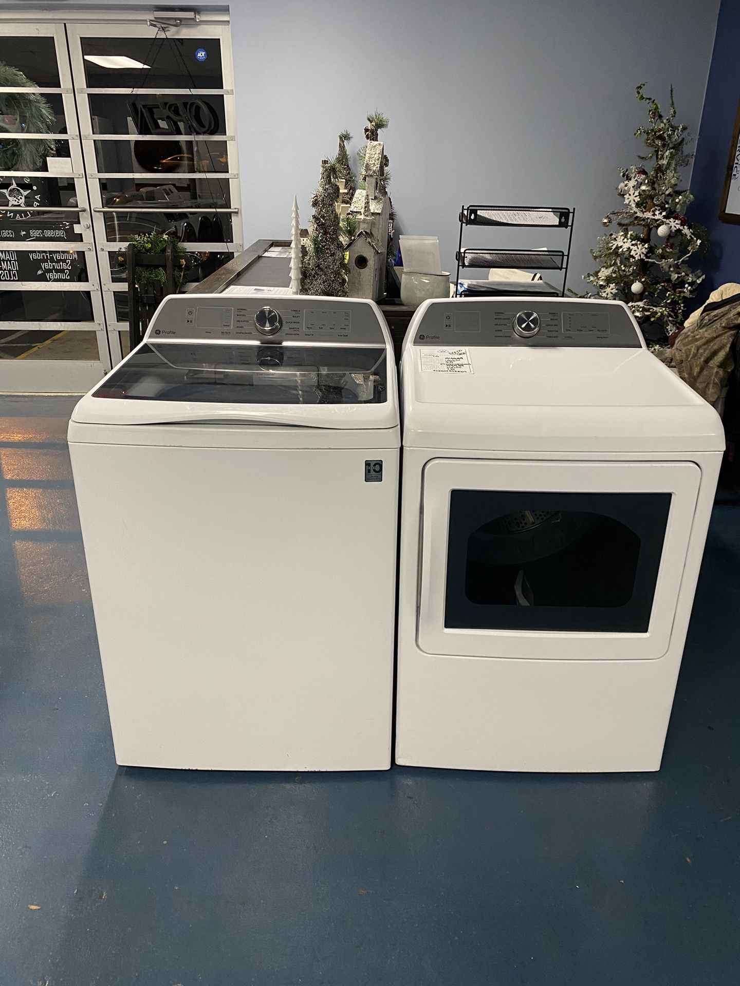 GE Set , SALE PRICE 30 Day Warranty