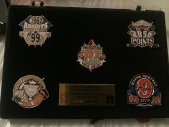 Commemorative Pin Set Wayne Gretzky