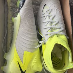 Nike Phantom Gx Elite FG Soccer Cleats 