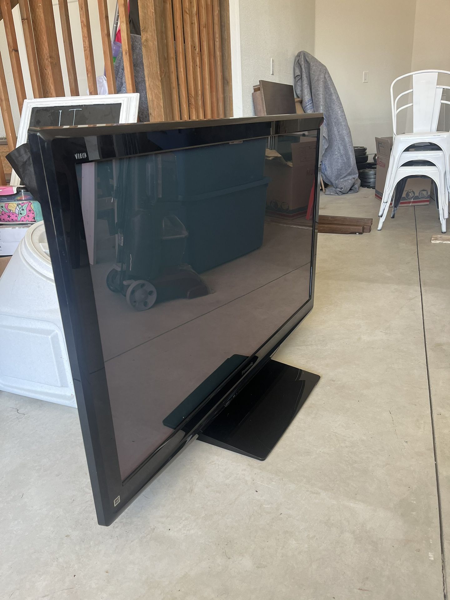 Panasonic 50” Tv