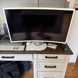 32 Samsung curved monitor