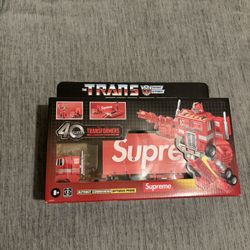 Supreme G1 Transformer Figure 