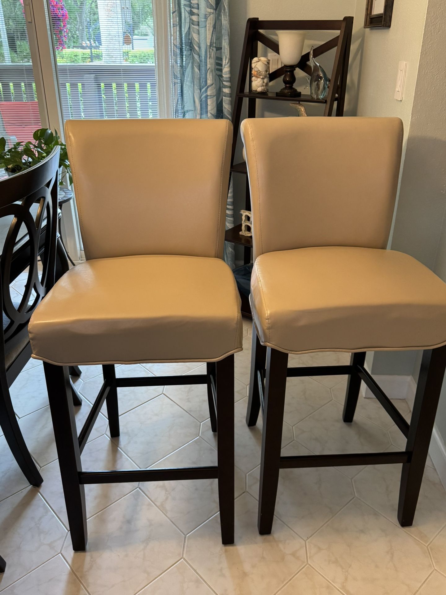 2 Bar height Stools
