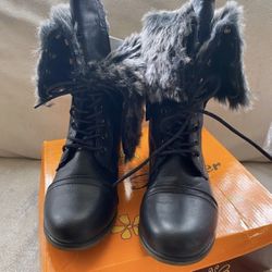Black Faux Fur BOOTS size 9 new