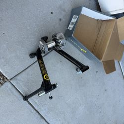 CycleOps Mag Indoor Bicycle Trainer