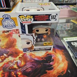 Funko Stranger Things MAX (Costume) #552 Hot Topic Exclusive