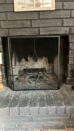 Fireplace screen and tool set