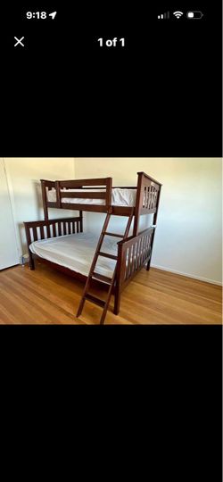 Bunk bed